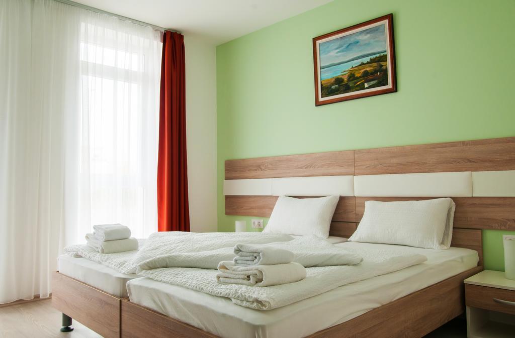 Hotel Pallone Balatonfüred Pokoj fotografie