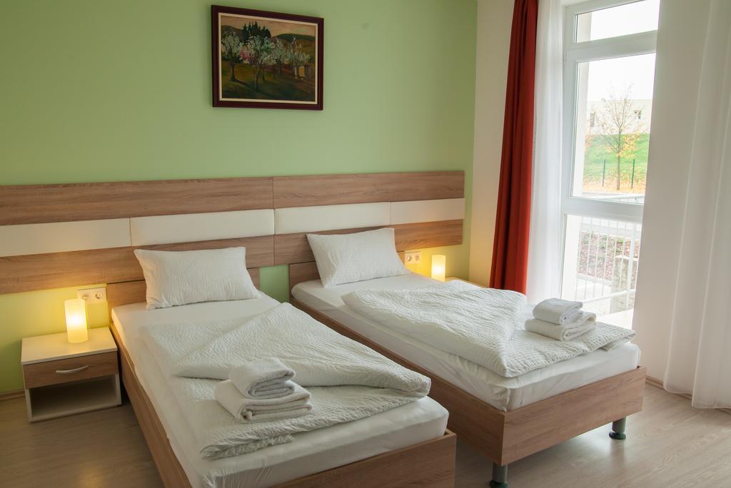 Hotel Pallone Balatonfüred Pokoj fotografie